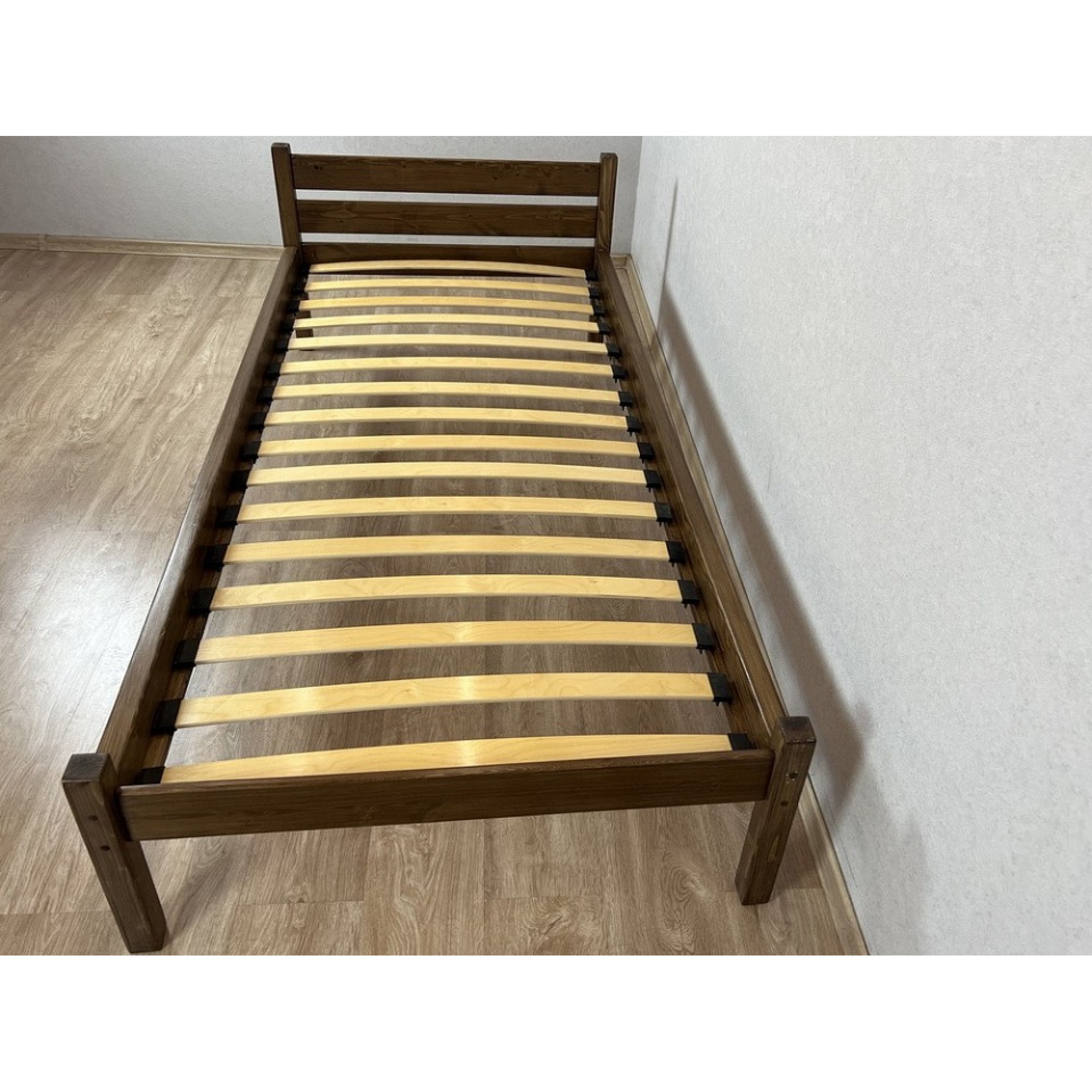Кровать односпальная Классика 2000x900    SLR_401-10006